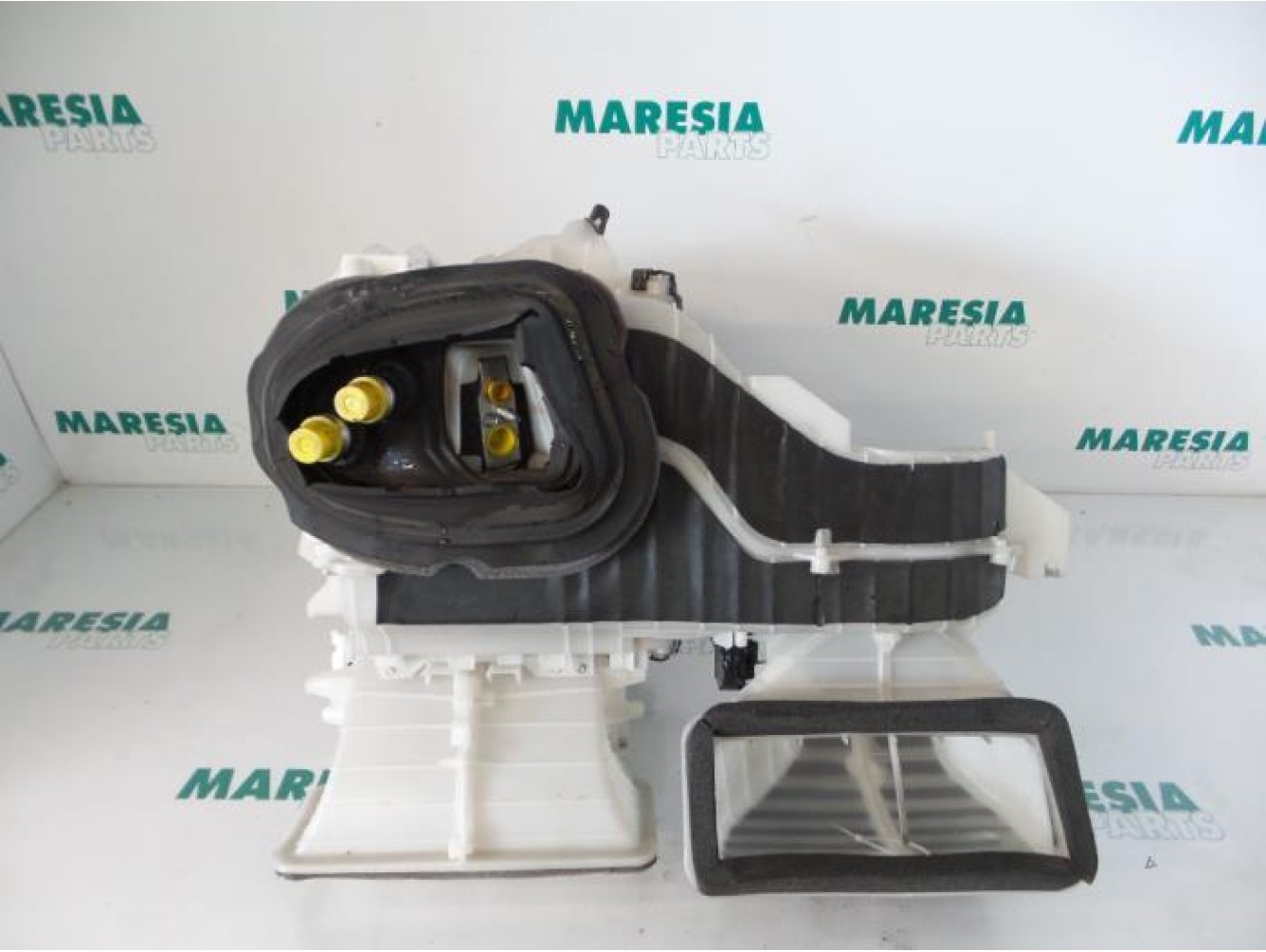 Fiat - Punto - Heater housing