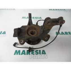 Renault - Megane - Achsschenkel links vorne