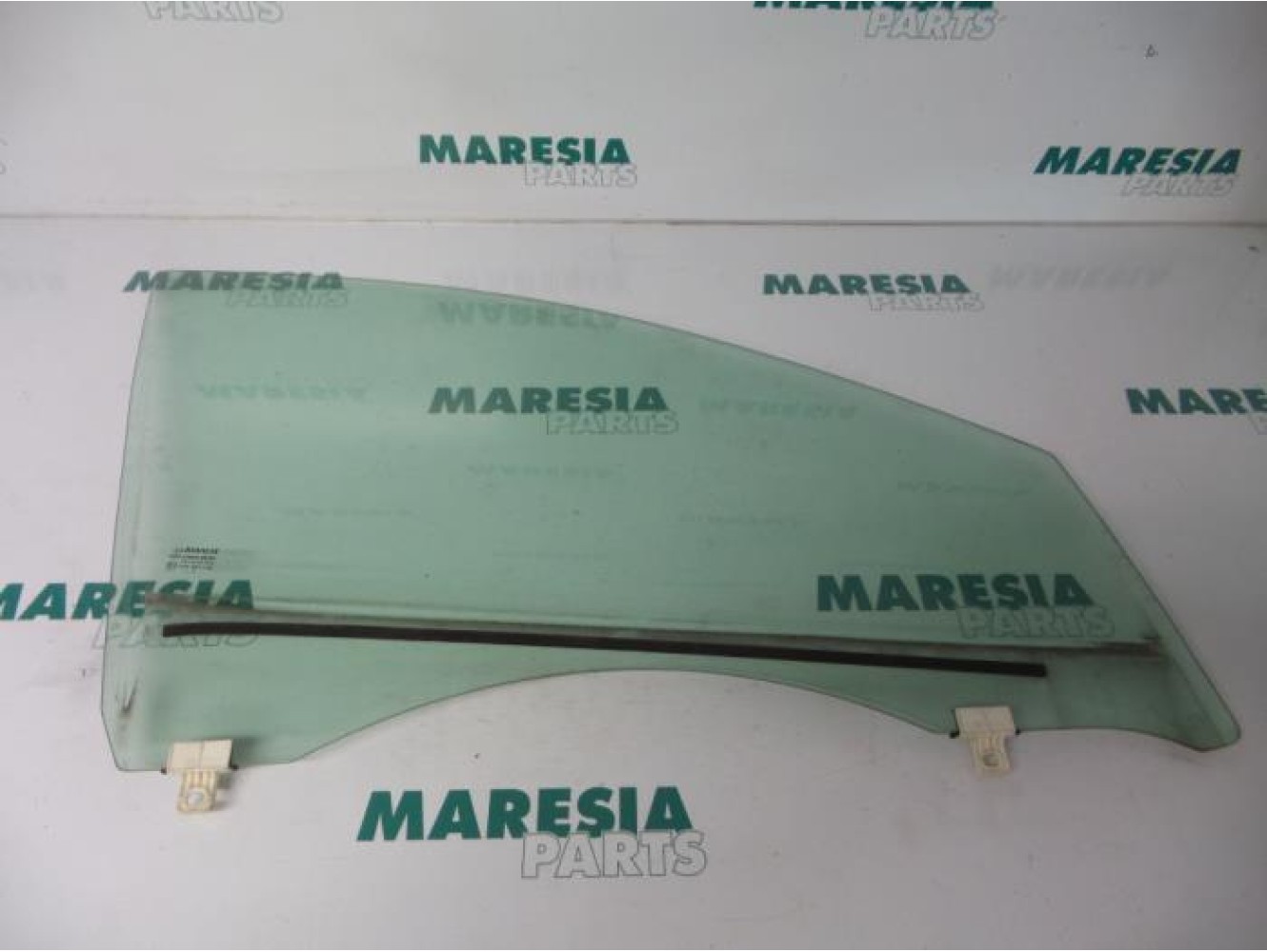 Renault - Megane - Door window 4-door, front right