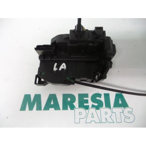 Renault - Megane - Deurslot Mechaniek 4Deurs links-achter