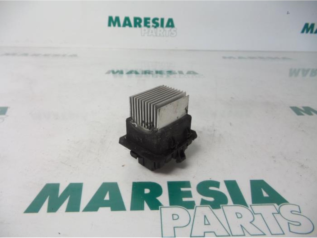 Renault - Megane - Heater resistor
