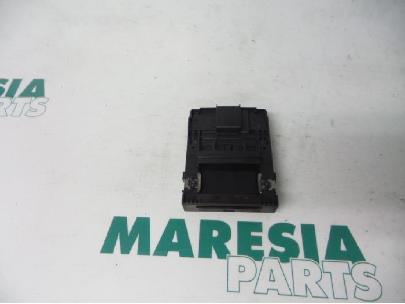 Renault - Megane - Kaartlezer (slot)