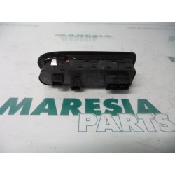 Peugeot - 508 - Multi-functional window switch