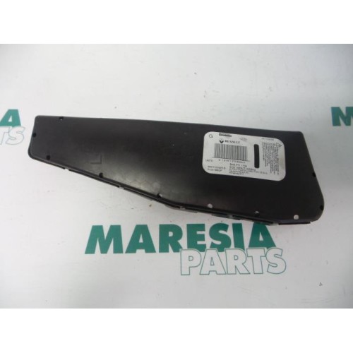 Renault - Megane - Seat airbag (seat)