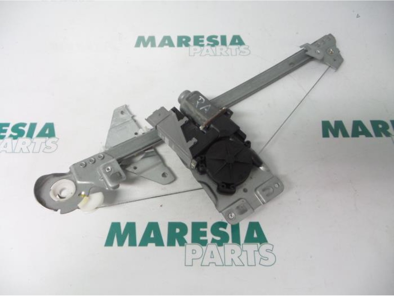Peugeot - 307 - Rear door window mechanism 4-door, right