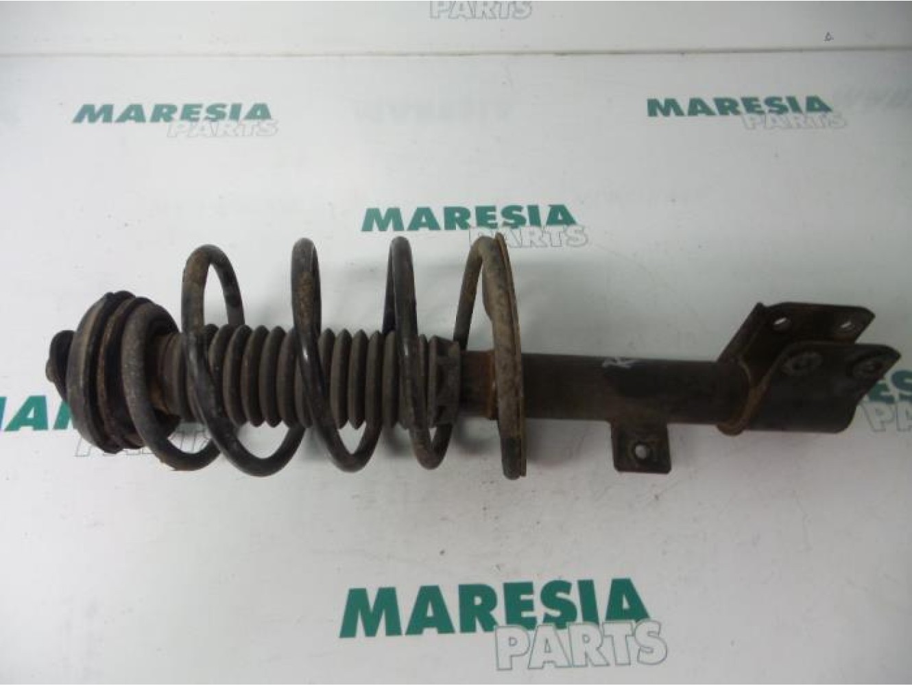 Peugeot - 307 - Front shock absorber rod, right