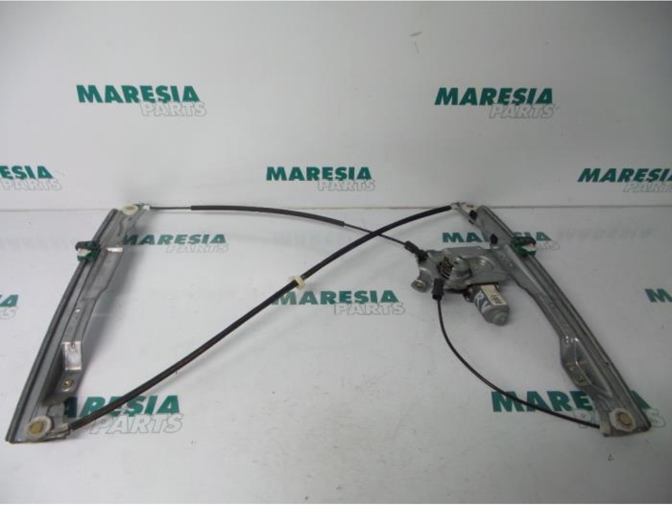 Renault - Clio - Window mechanism 2-door, front right