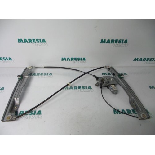 Renault - Clio - Window mechanism 2-door, front right