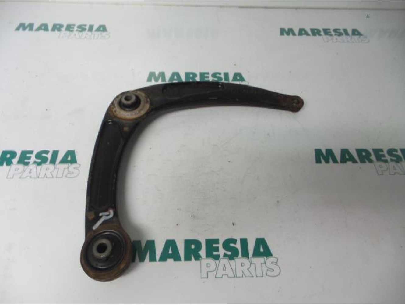 Peugeot - 307 - Front lower wishbone, right