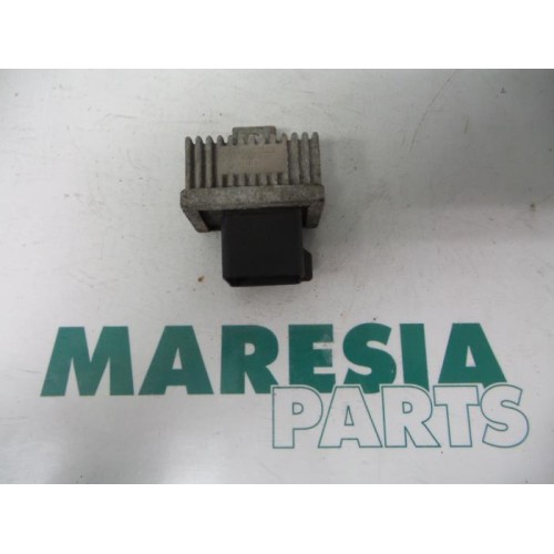 Renault - Clio - Glow plug relay