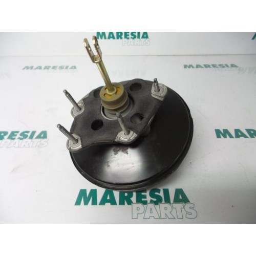 Renault - Clio - Brake servo