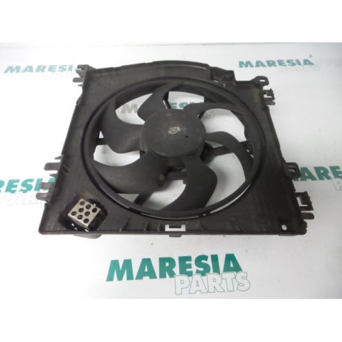 Renault - Clio - Fan motor