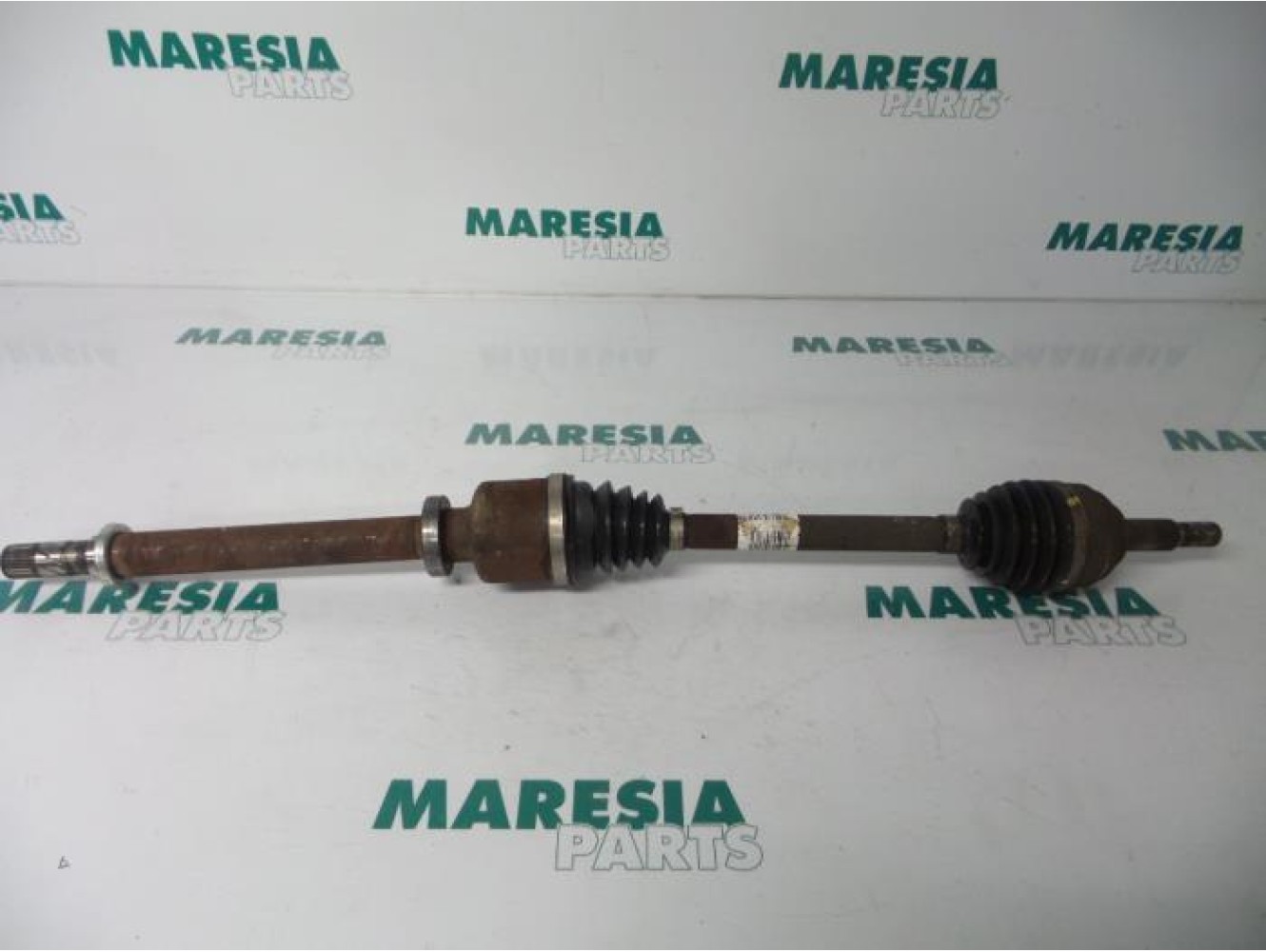 Renault - Clio - Front drive shaft, right