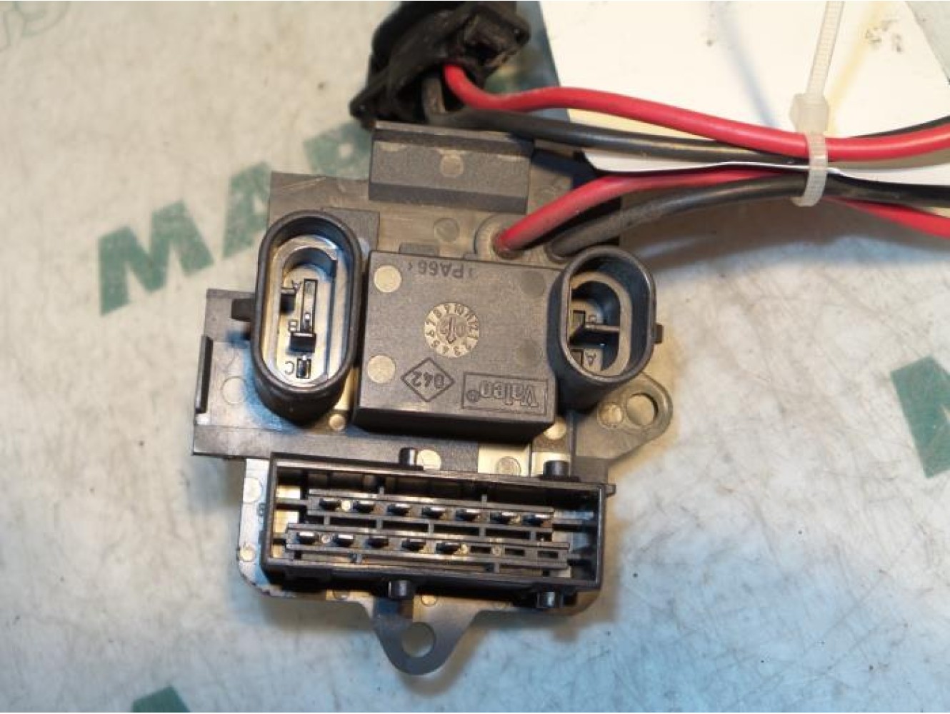Renault - Clio - Heater resistor