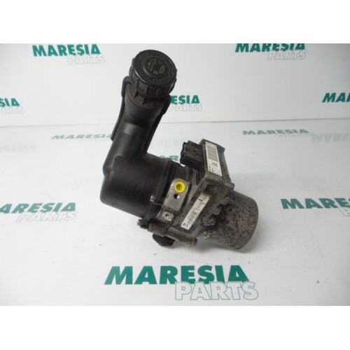 Peugeot - 508 - Power steering pump
