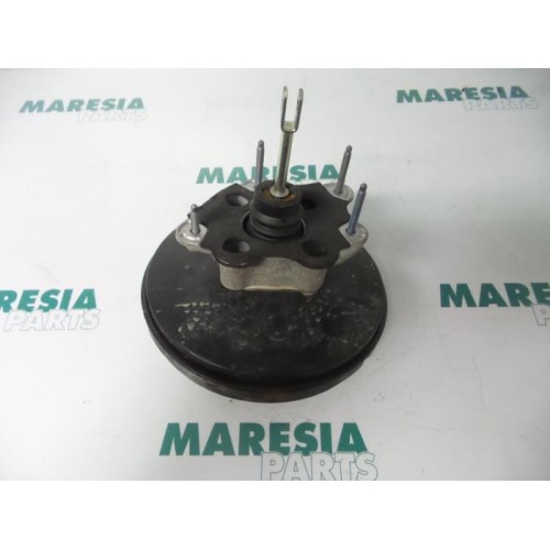 Renault - Clio - Brake servo