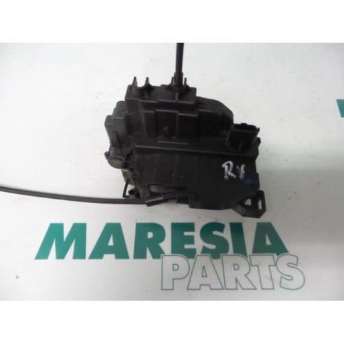 Renault - Clio - Door lock mechanism 2-door, right