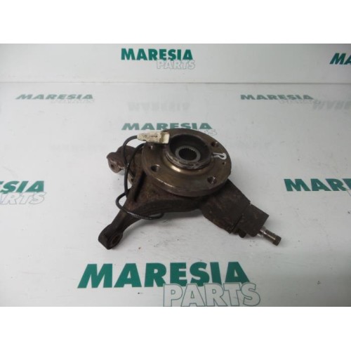 Peugeot - 307 - Knuckle, front right