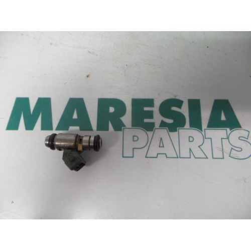 Renault - Clio - Injector (petrol injection)