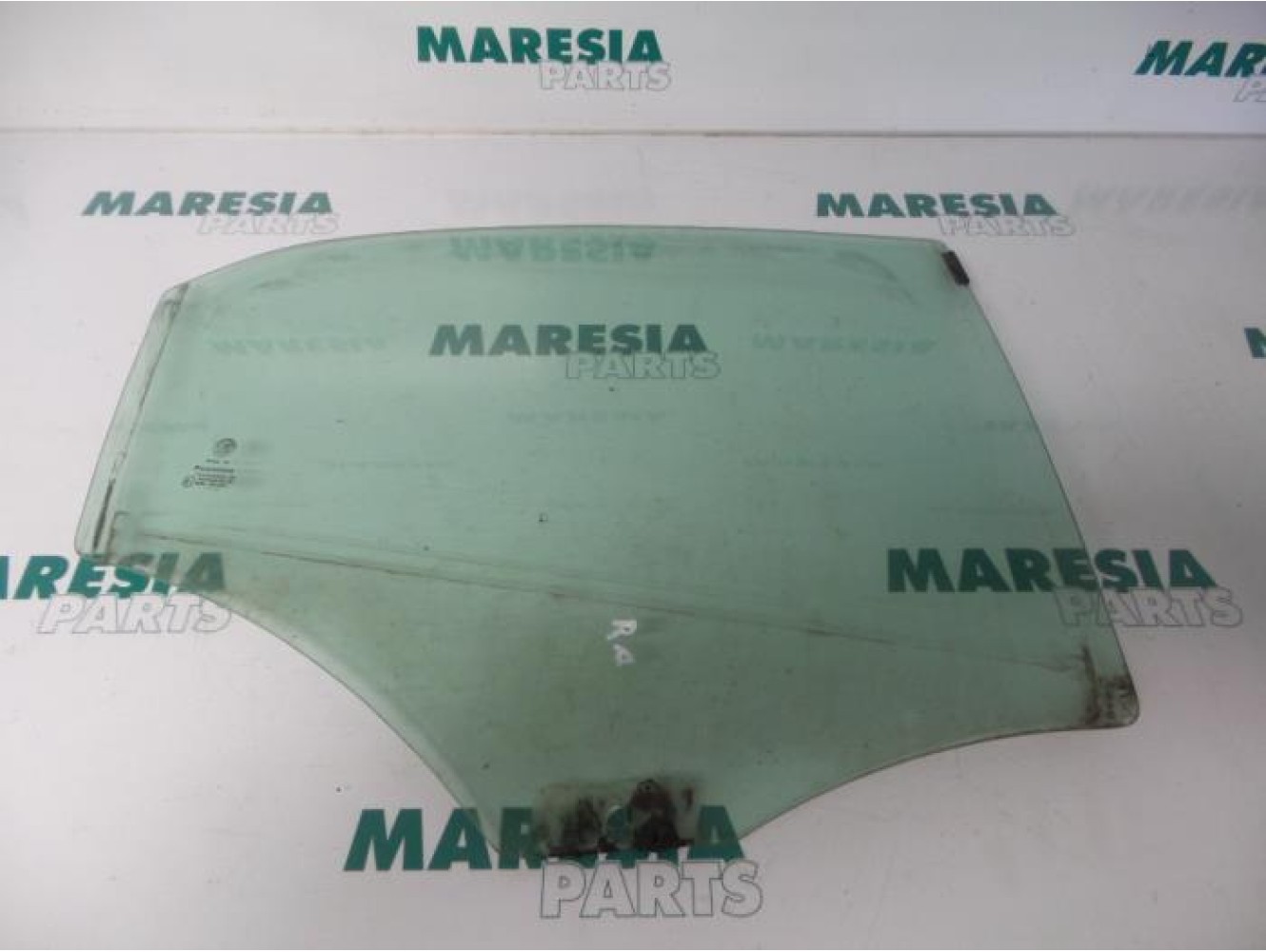 Alfa Romeo - 159 - Portierruit 4Deurs rechts-achter