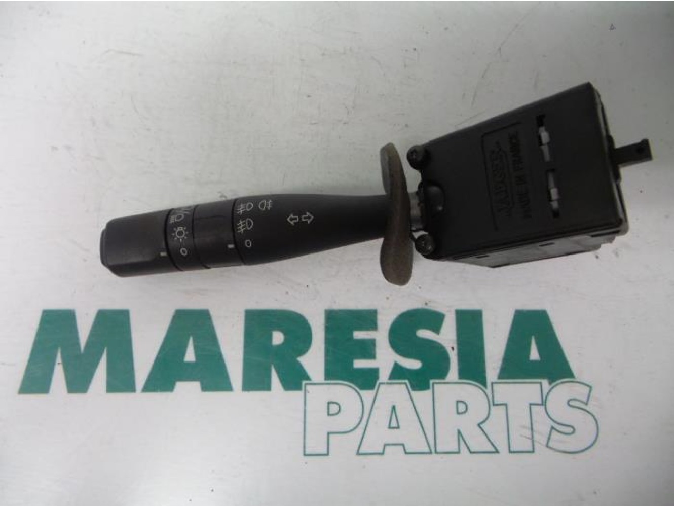 Peugeot - 206 - Indicator switch