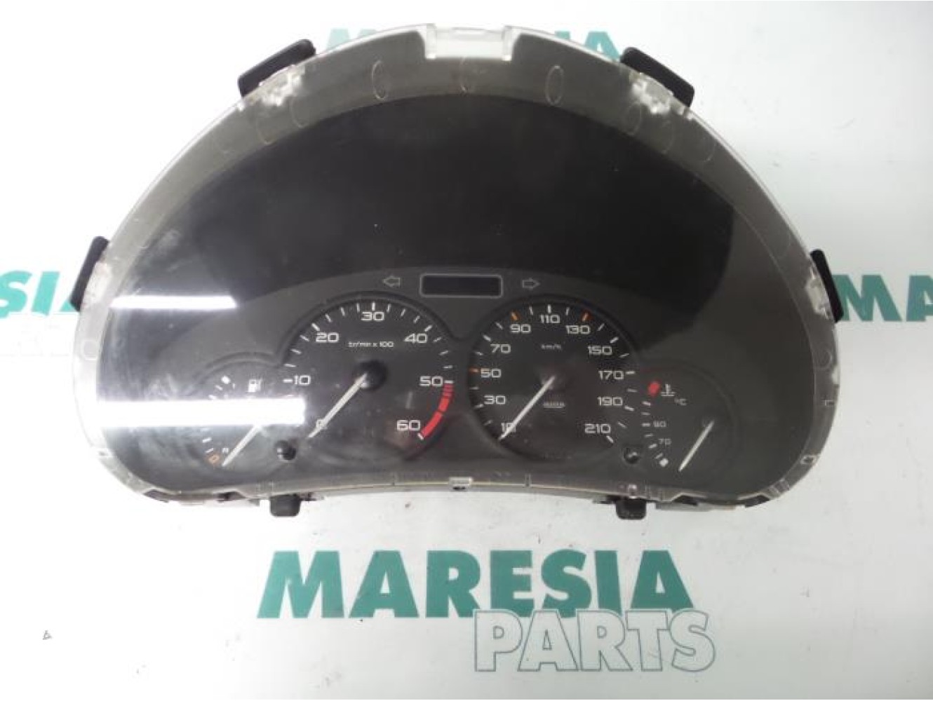 Peugeot - 206 - Instrumentenbrett