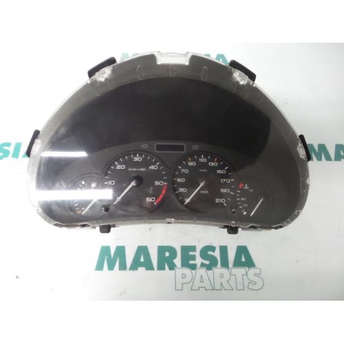 Peugeot - 206 - Instrumentenpaneel
