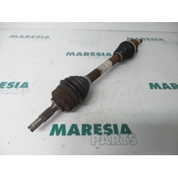 Peugeot - 206 - Aandrijfas links-voor