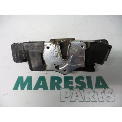 Fiat - Stilo - Door lock mechanism 4-door, front left