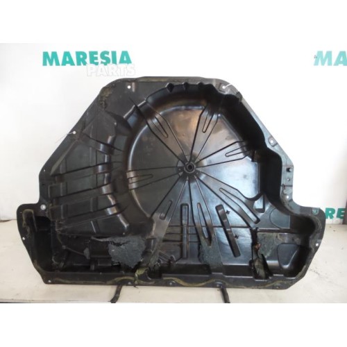 Renault - Megane - Reserveradkasten