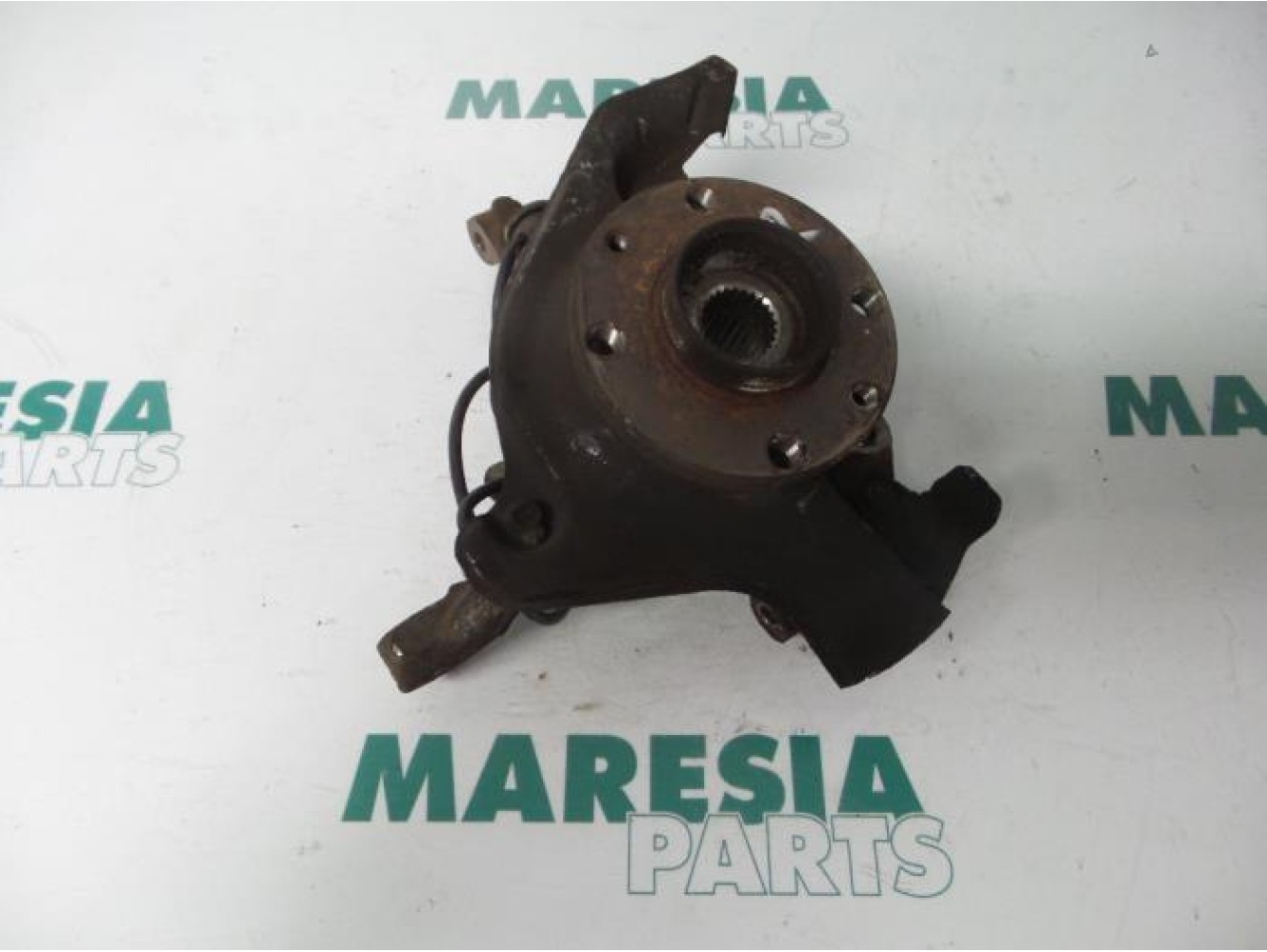Fiat - Stilo - Knuckle, front right
