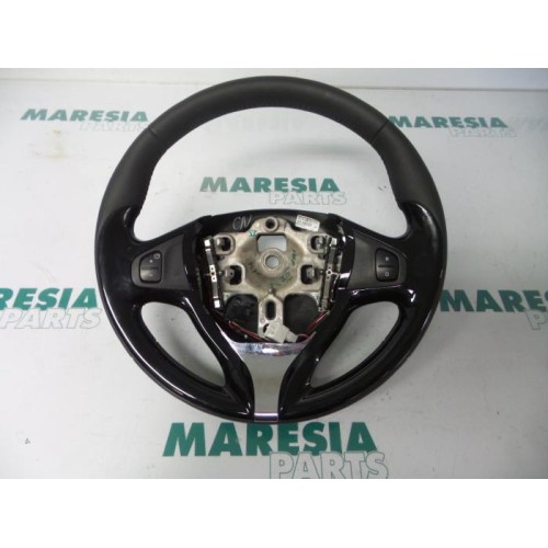 Renault - Captur - Steering wheel