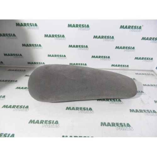 Peugeot - 307 - Armrest