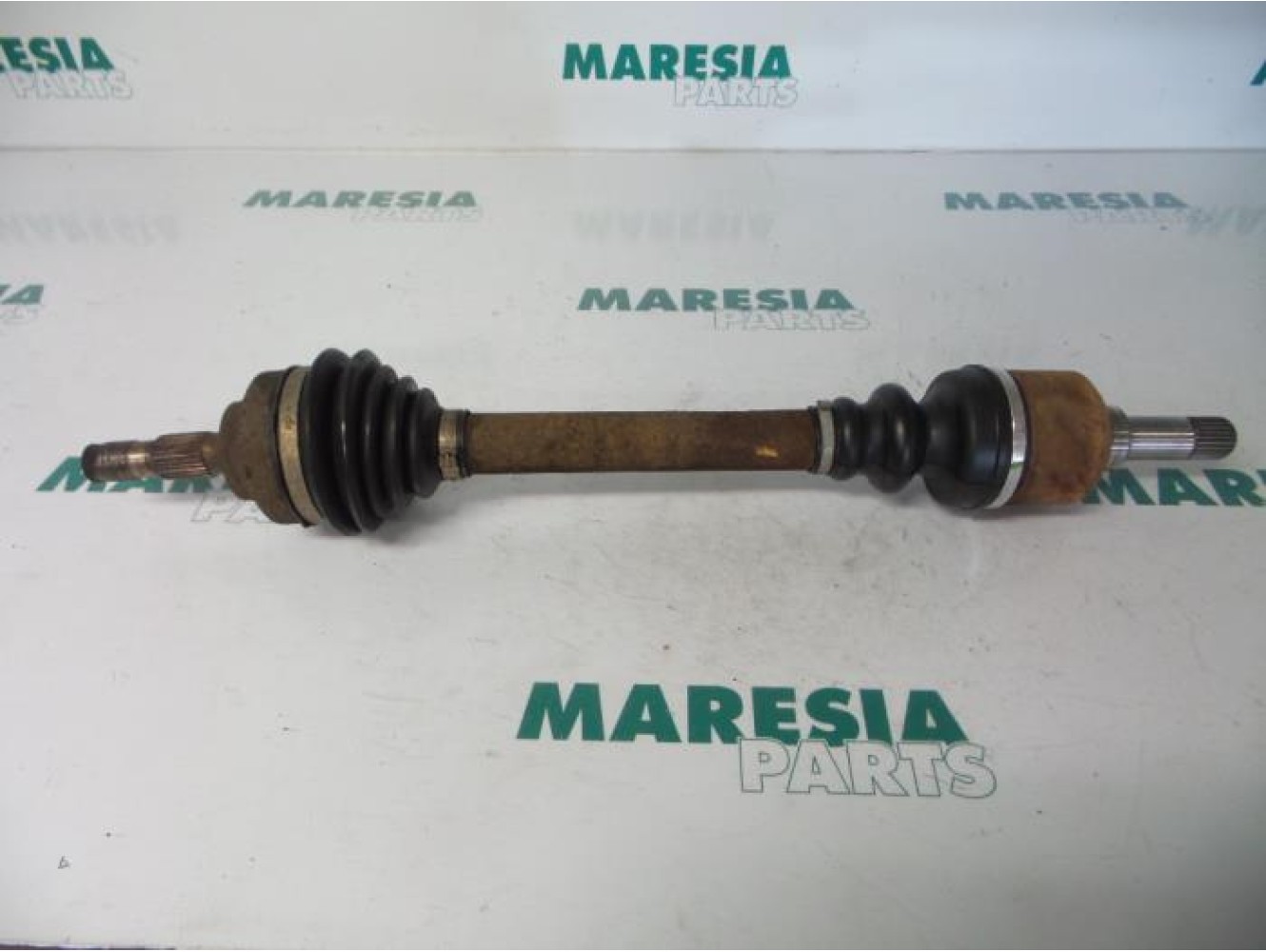 Citroen - C5 - Aandrijfas links-voor