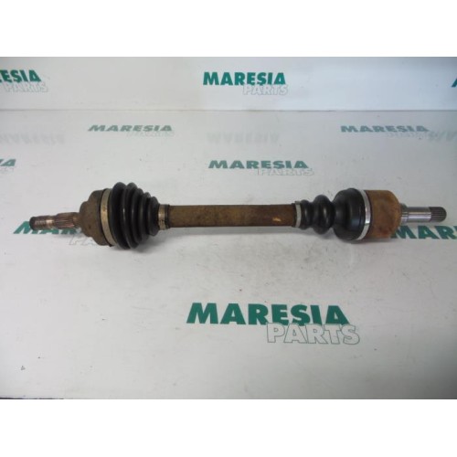 Citroen - C5 - Aandrijfas links-voor