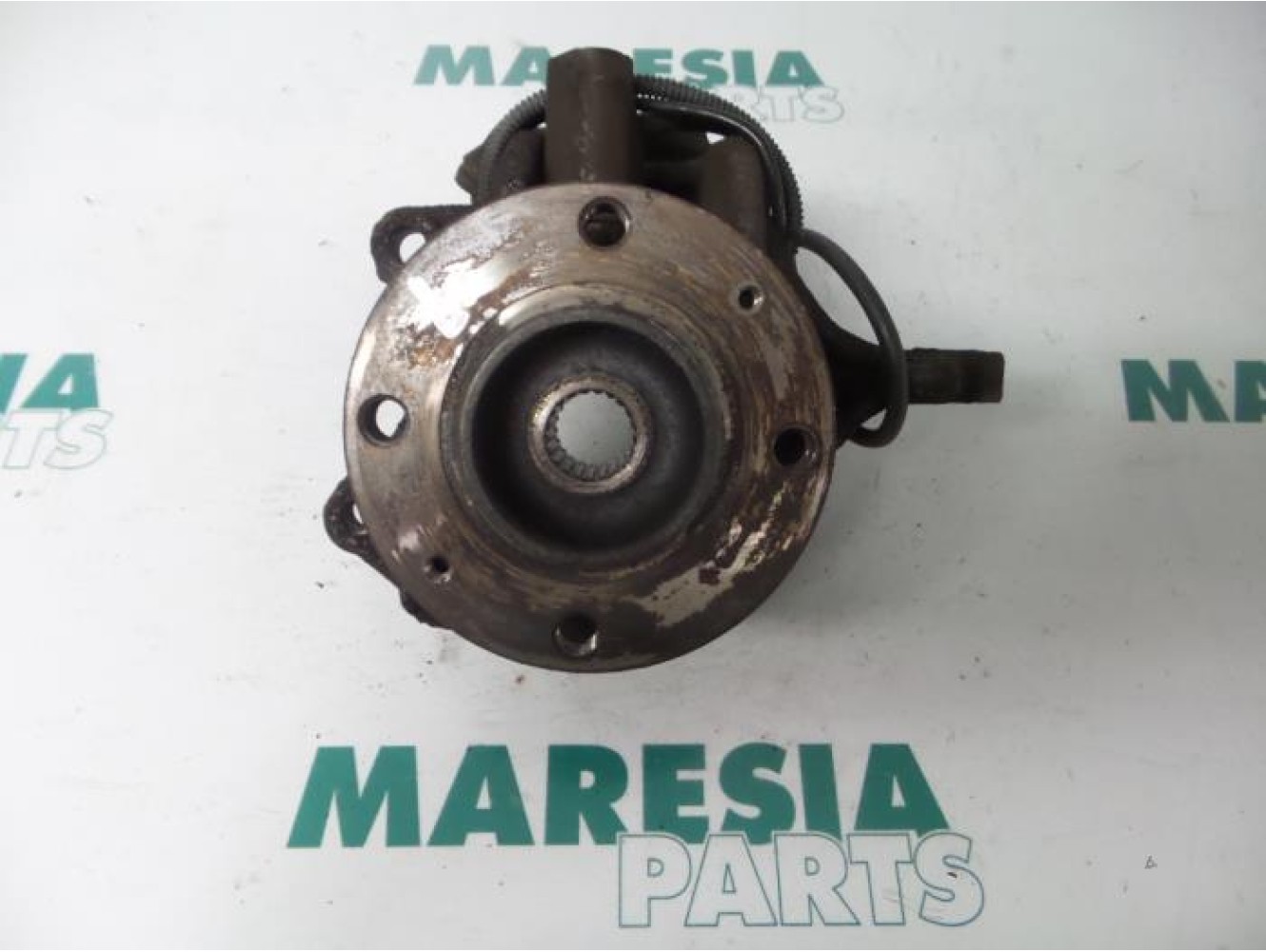Peugeot - 207 - Fusee links-voor