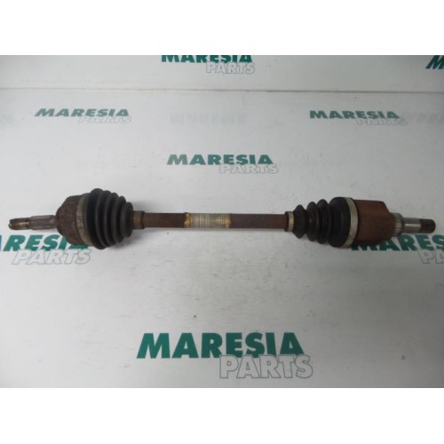 Peugeot - 207 - Front drive shaft, left