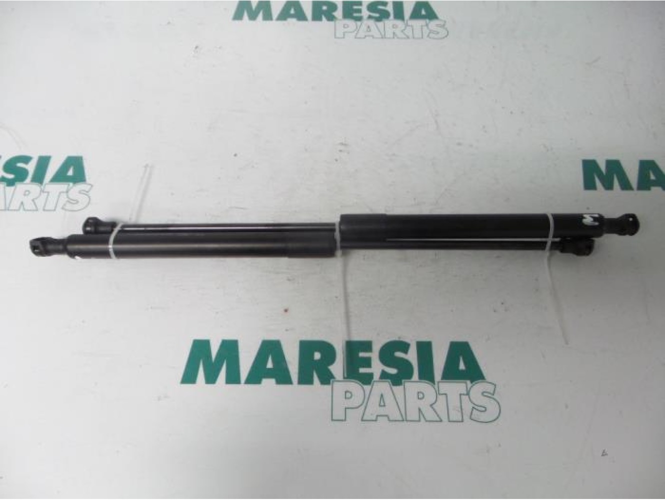 Peugeot - 207 - Set of tailgate gas struts