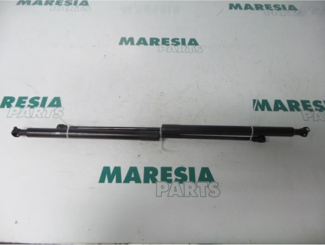 Peugeot - 207 - Set of tailgate gas struts