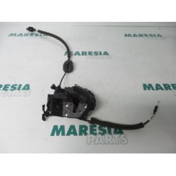 Renault - Captur - Front door lock mechanism 4-door, right