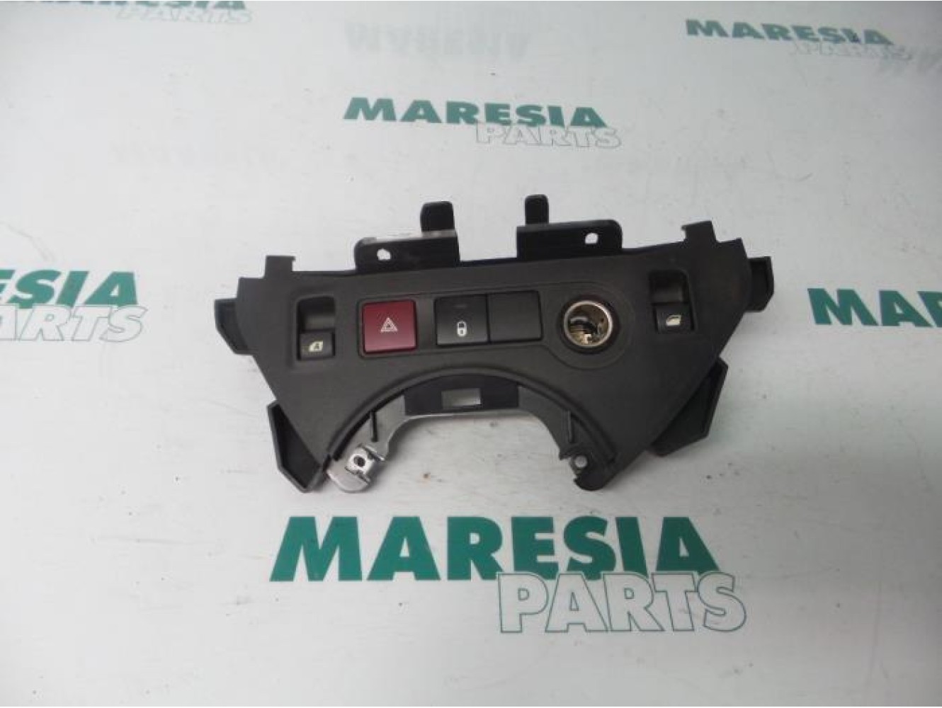 Peugeot - Partner - Multi-functional window switch