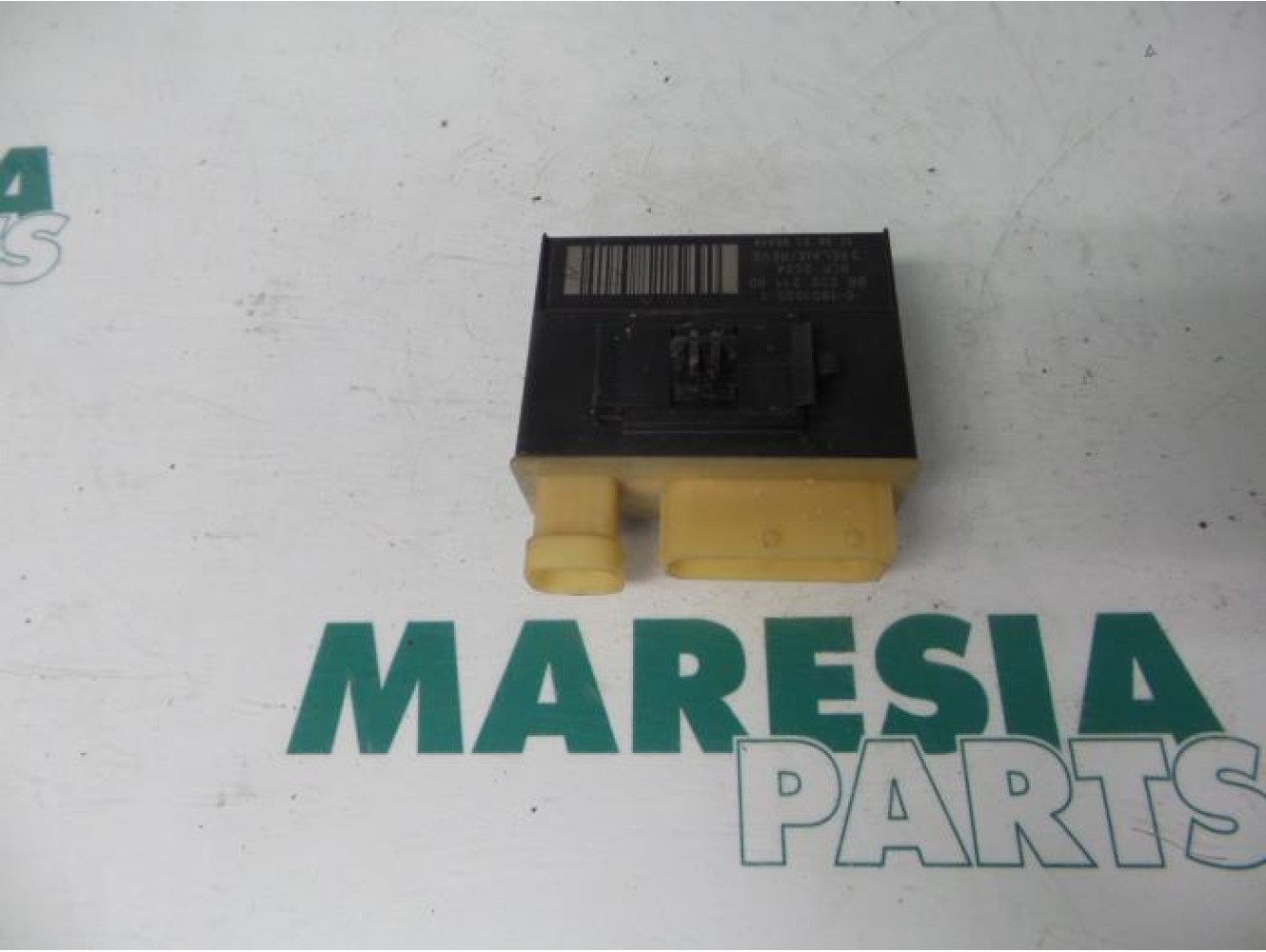 Peugeot - Partner - Glow plug relay