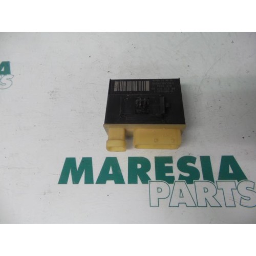 Peugeot - Partner - Glow plug relay