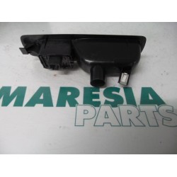 Renault - Megane Scenic - Multi-functional window switch