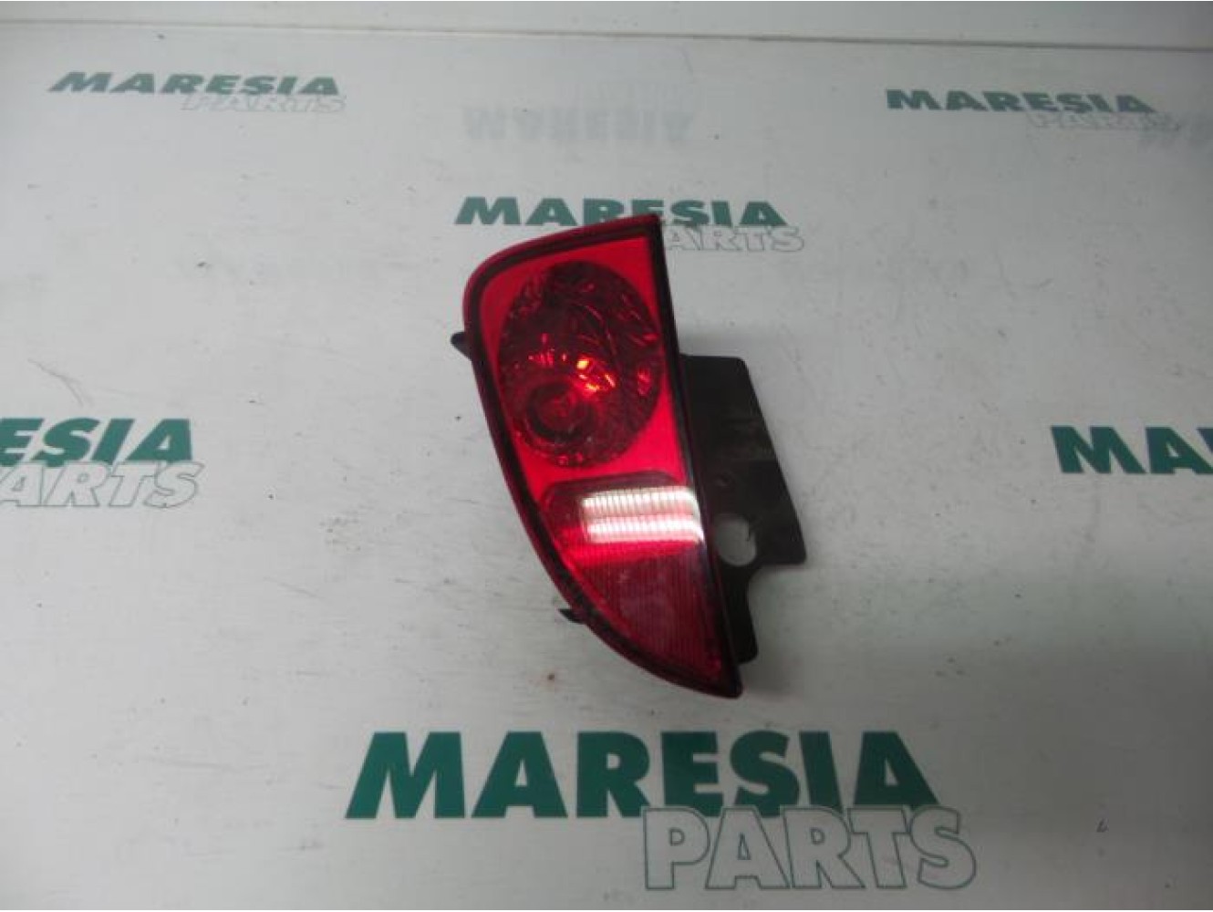 Renault - Espace - Rear fog light