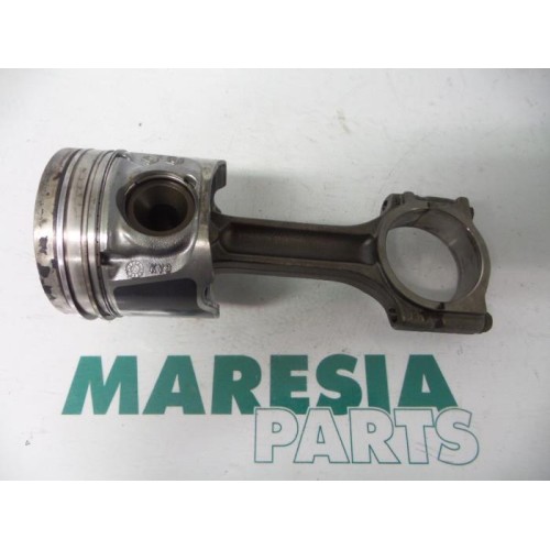 Renault - Trafic - Piston