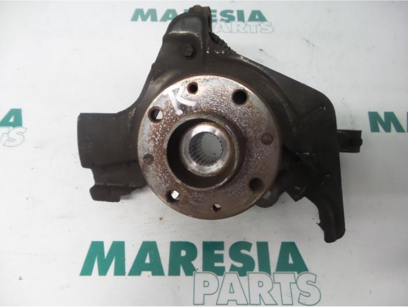 Alfa Romeo - Mito - Knuckle, front right