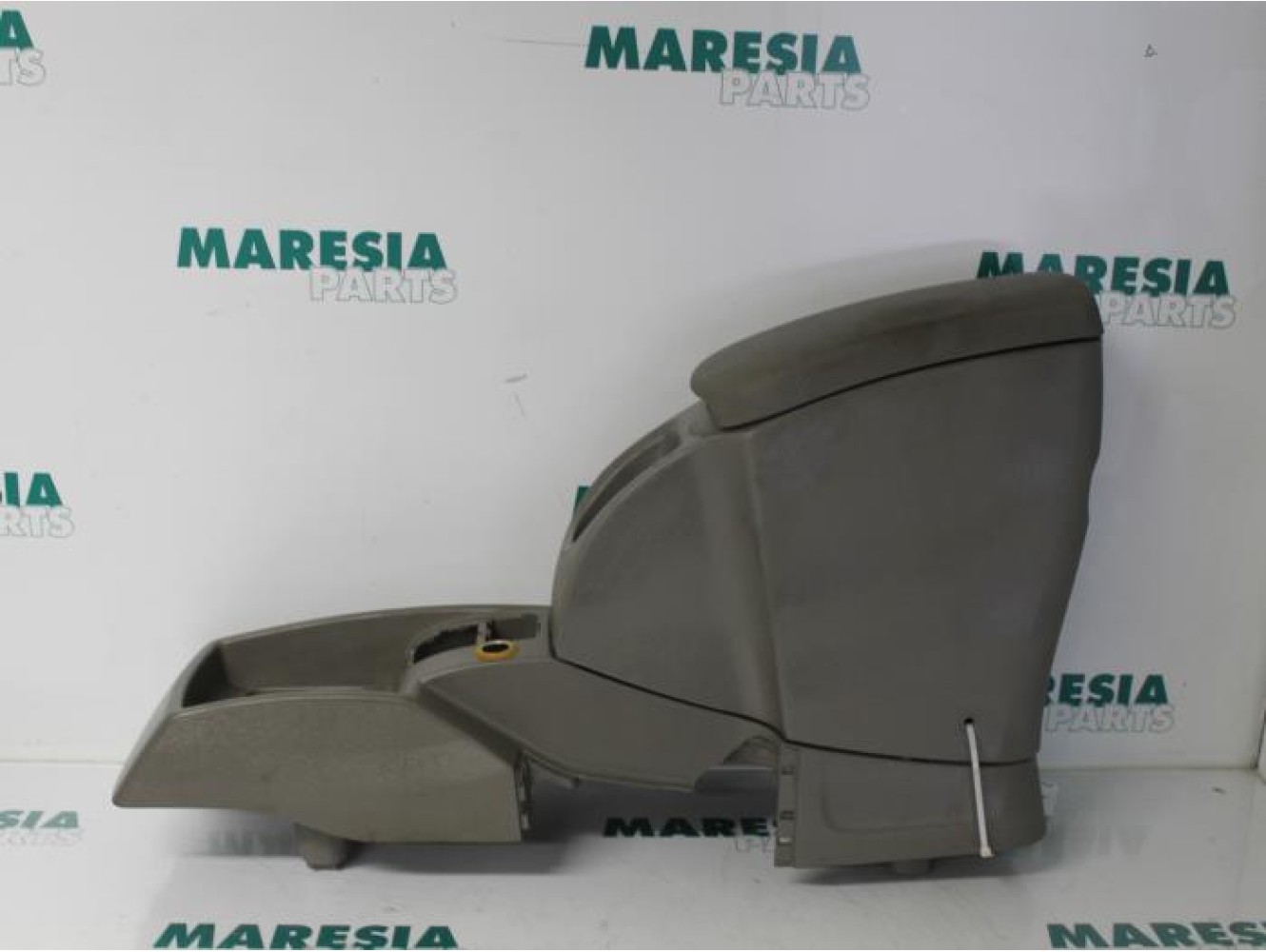 Renault - Kangoo - Armrest