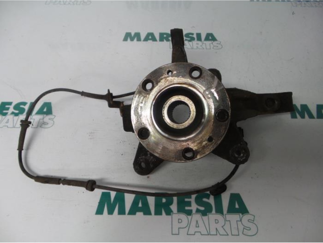 Renault - Kangoo - Knuckle, front right