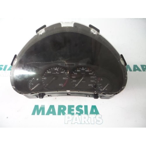 Peugeot - 206 - Instrument panel